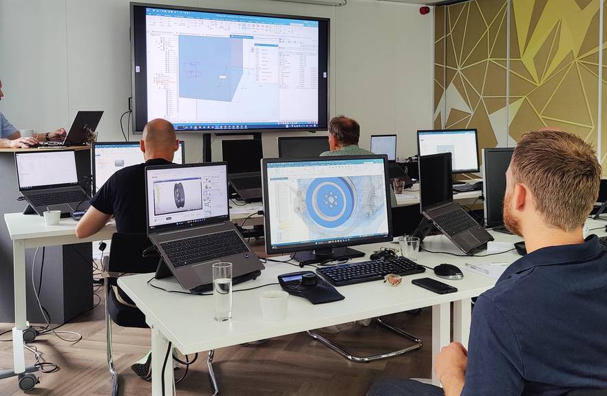 Martijn geeft Solid Edge Training